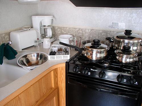 RV Rental Center  - Road Bear RV - San Leandro